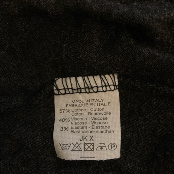 Never Worn BRANDY MELVILLE Black Ruffle Shorts, One Size - Picture 5 of 5